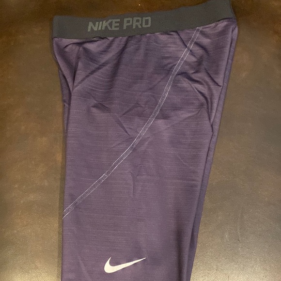 Nike Pro Leggings size Small - Picture 1 of 4
